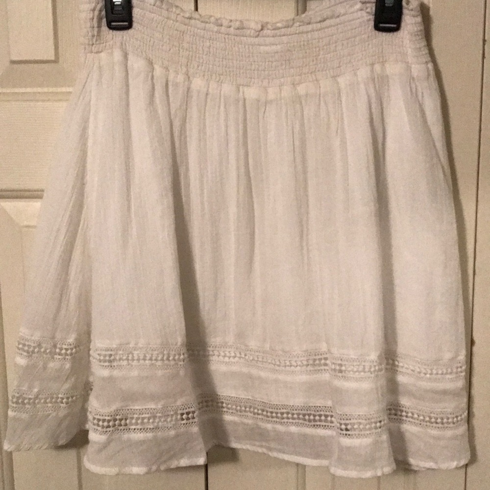 Simple white skirt